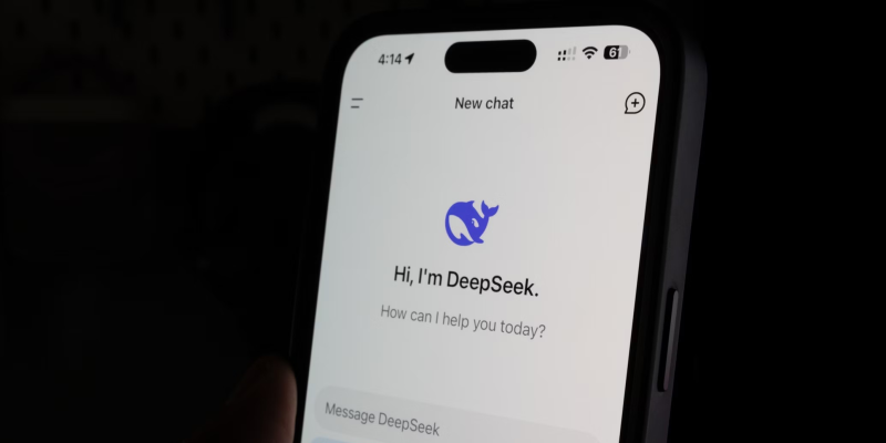 Контент DeepSeek теперь автоматически маркируется ИИ-метками — удалить их нельзя